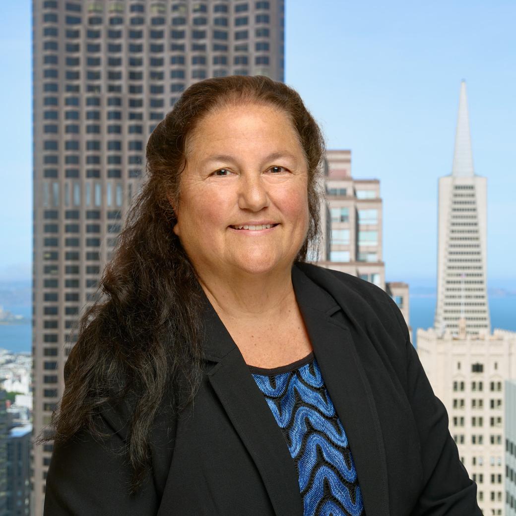 Headshot of Dee Licilcan.