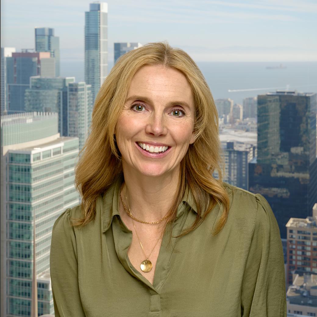 Headshot of Stephanie Lorin.